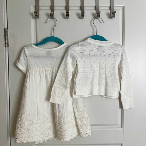 EUC Baby Gap White Eyelet Dress + Bloomer and Matching Cardigan Sweater - Size 2 - Picture 2 of 5
